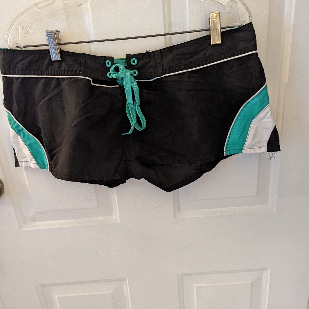 Body Glove Shorts.   A59
